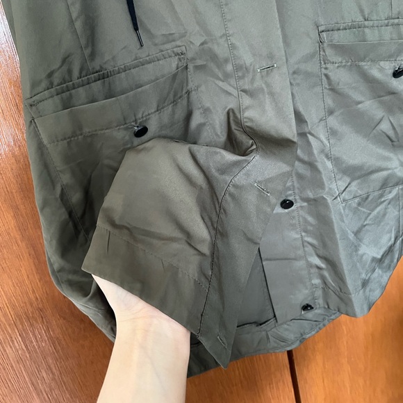 Green jacket - Picture 3 of 3